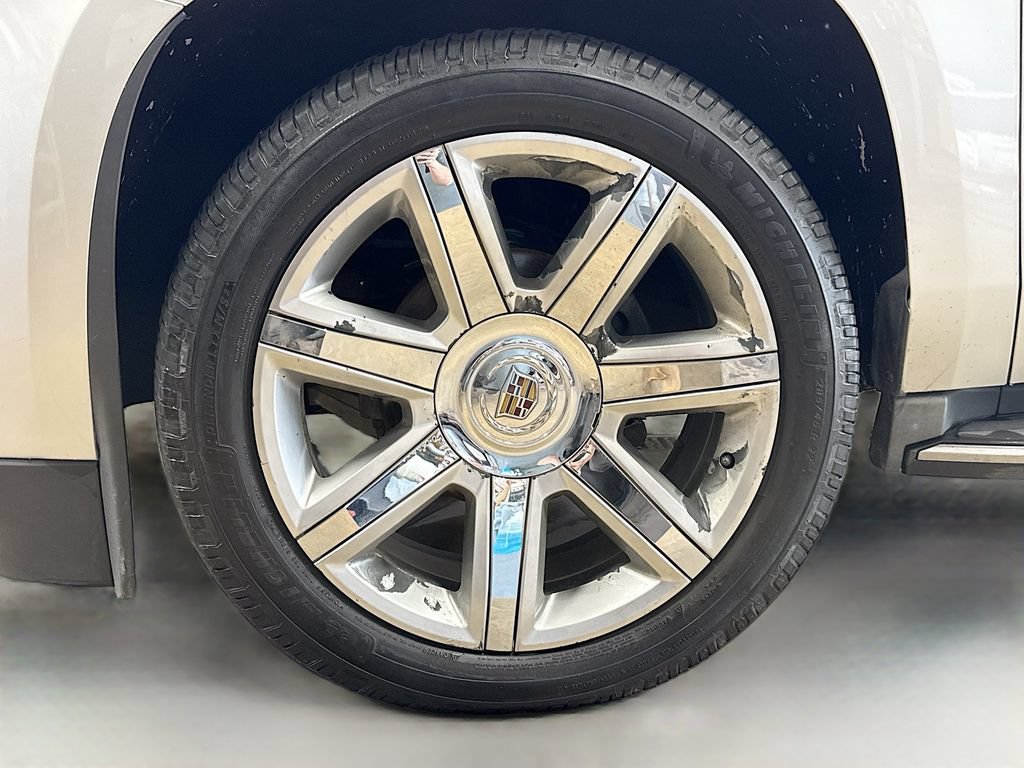 Used 2015 Cadillac Escalade ESV Premium AWD/4WD image 34