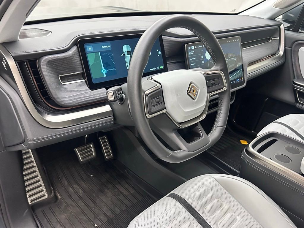 Used 2024 Rivian R1S Adventure AWD/4WD image 11