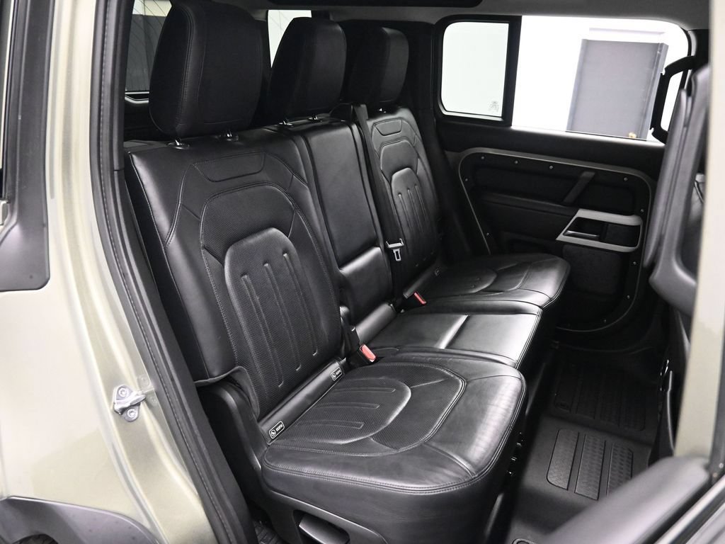 Used 2020 Land Rover Defender 110 HSE AWD/4WD image 17