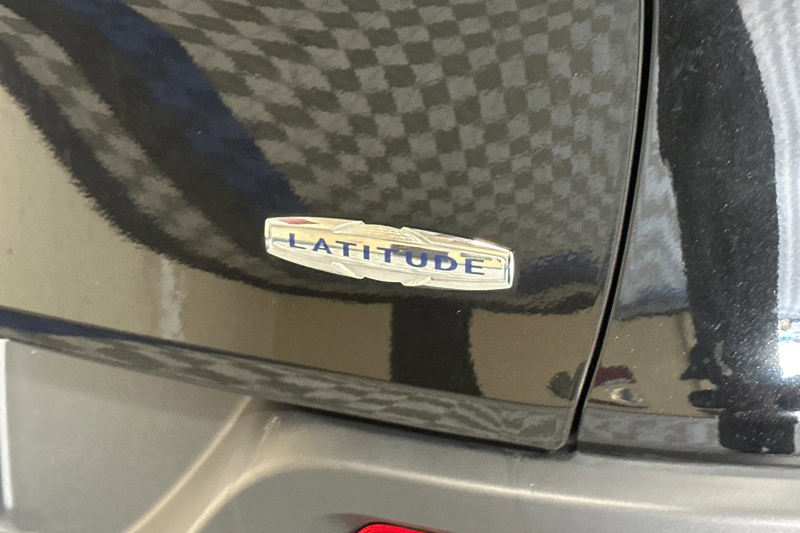 Used 2017 Jeep Cherokee Latitude image 49