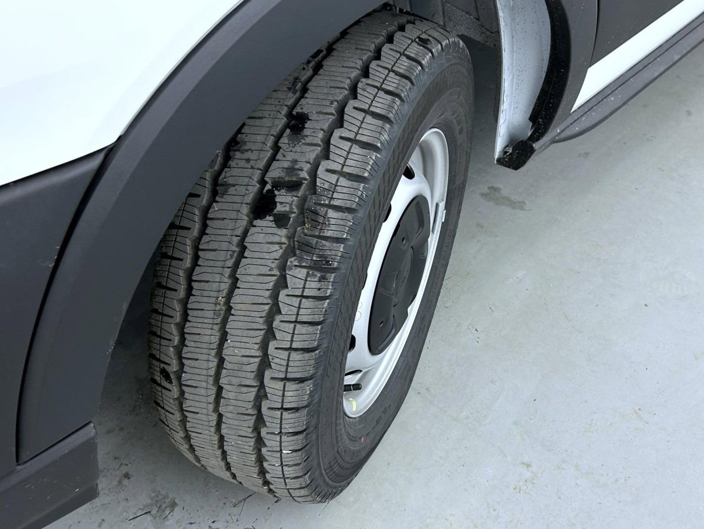 New 2026 Ford Transit 350 XL RWD image 21