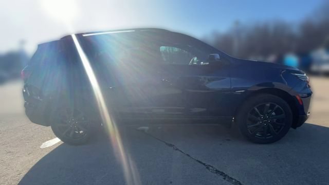 Used 2023 Chevrolet Equinox RS w/ LPO, Floor Liner Package AWD/4WD image 11