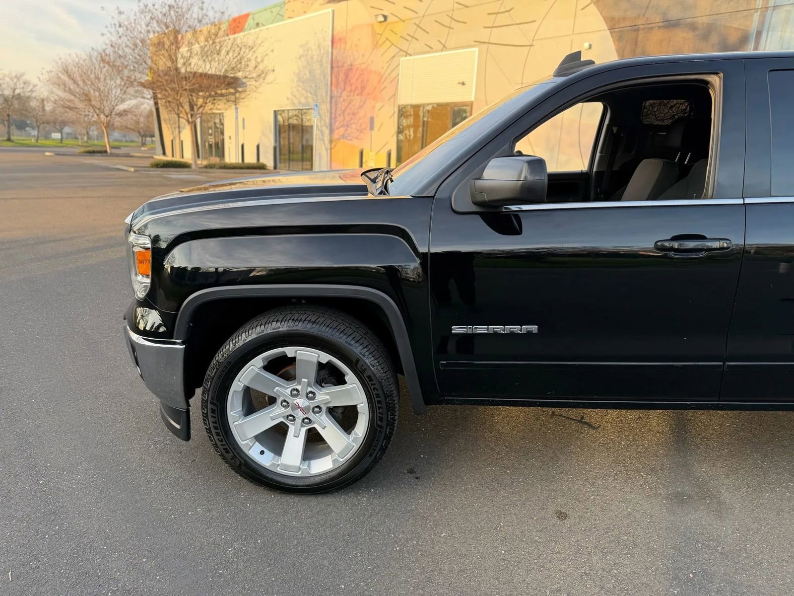 Used 2015 GMC Sierra 1500 SLE w/ SLE Value Package image 15