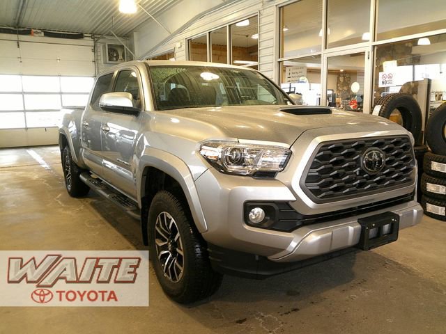 Certified 2022 Toyota Tacoma TRD Sport image 1