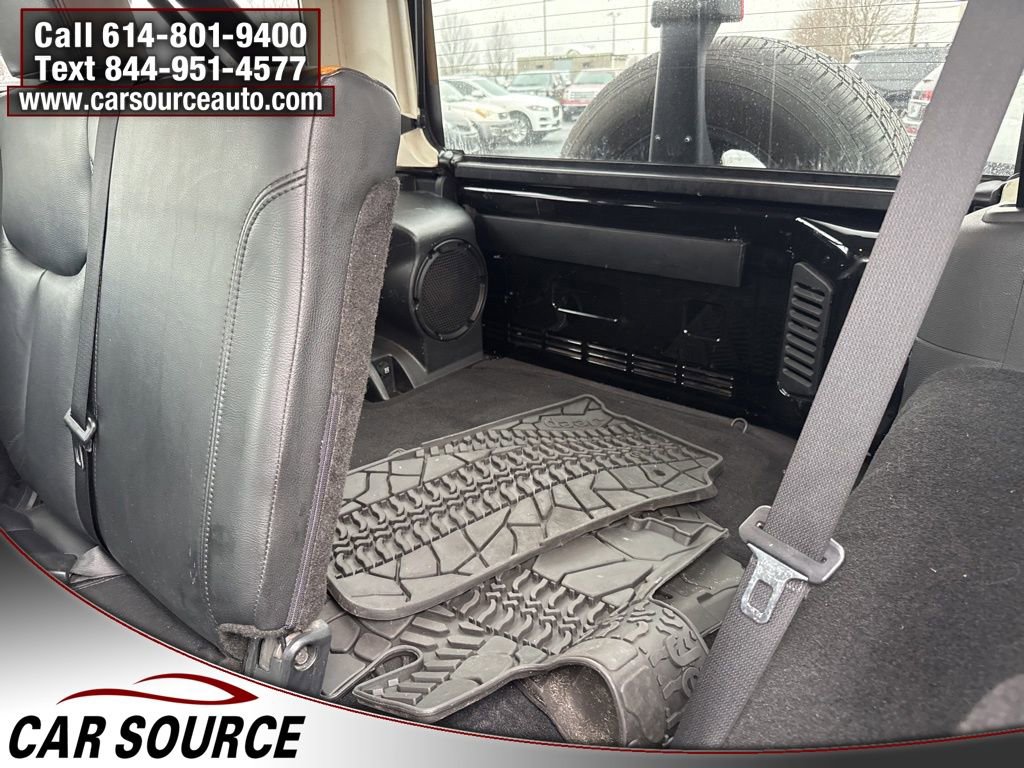 Used 2013 Jeep Wrangler Unlimited Sahara w/ Connectivity Group image 27