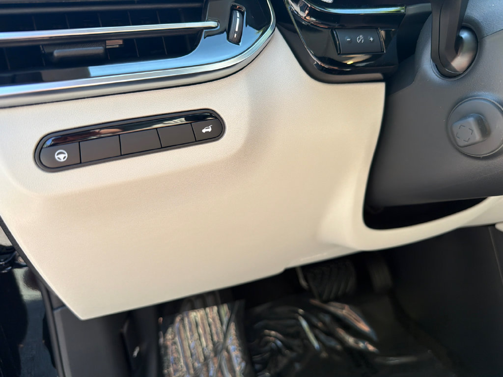 New 2027 INFINITI QX60 Luxe w/ Cargo Package FWD image 29