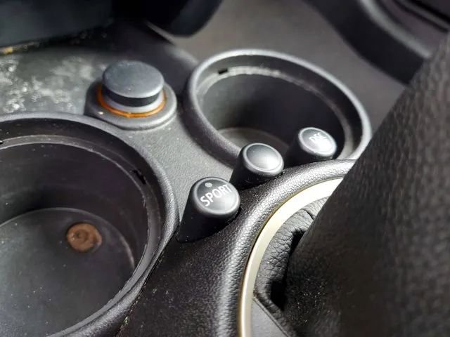 Used 2009 MINI Cooper Hardtop image 21