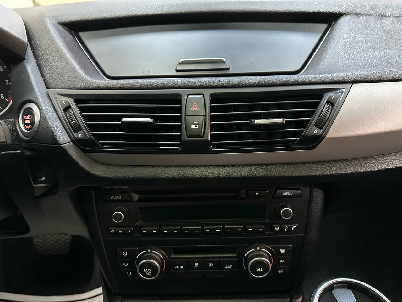 Used 2014 BMW X1 xDrive35i w/ M Sport Line image 18