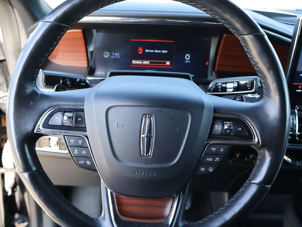 Used 2023 Lincoln Navigator L Reserve AWD/4WD image 39