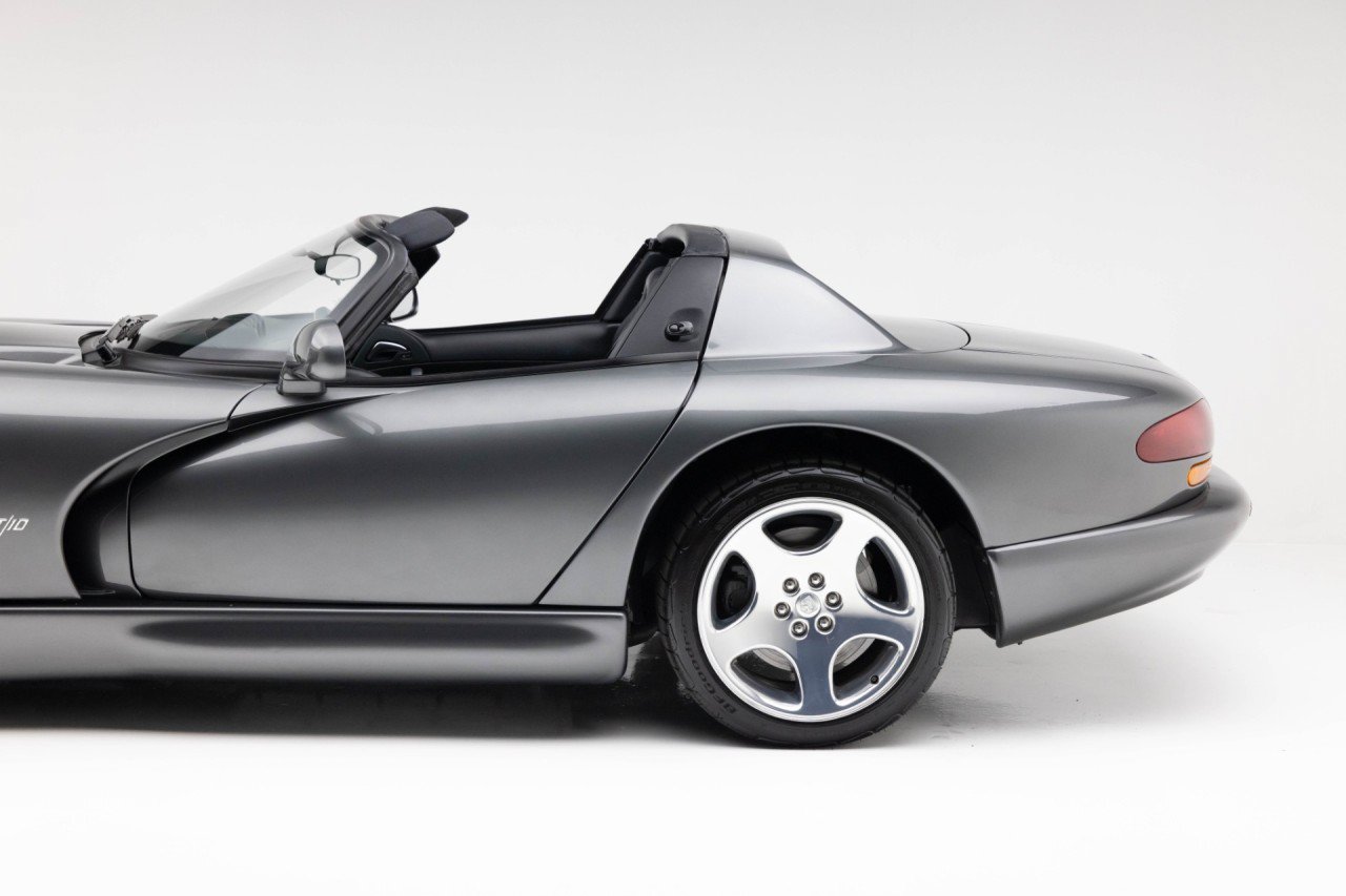 Used 2002 Dodge Viper RT/10 RWD image 39
