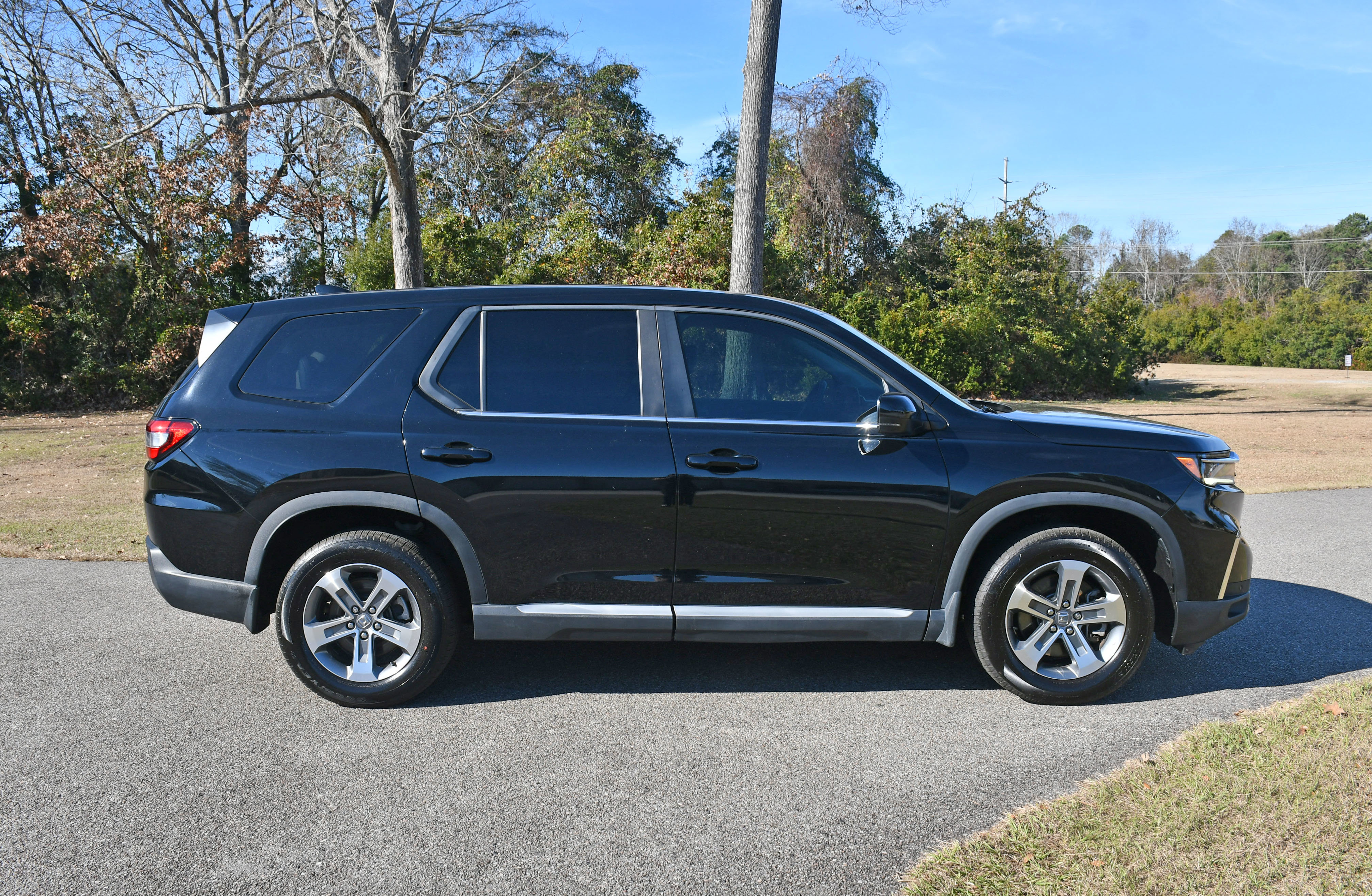 Used 2024 Honda Pilot EX-L image 5