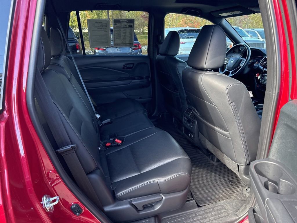 Used 2023 Honda Passport Elite image 14