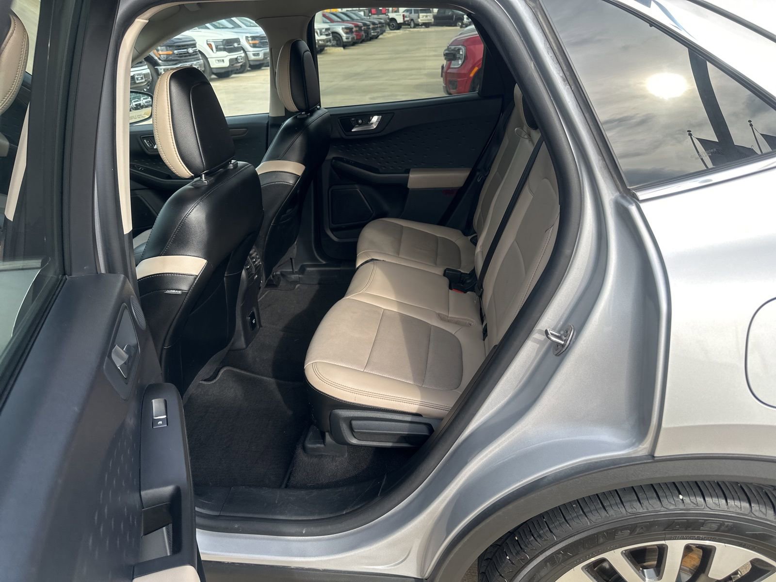 Certified 2020 Ford Escape Titanium image 13