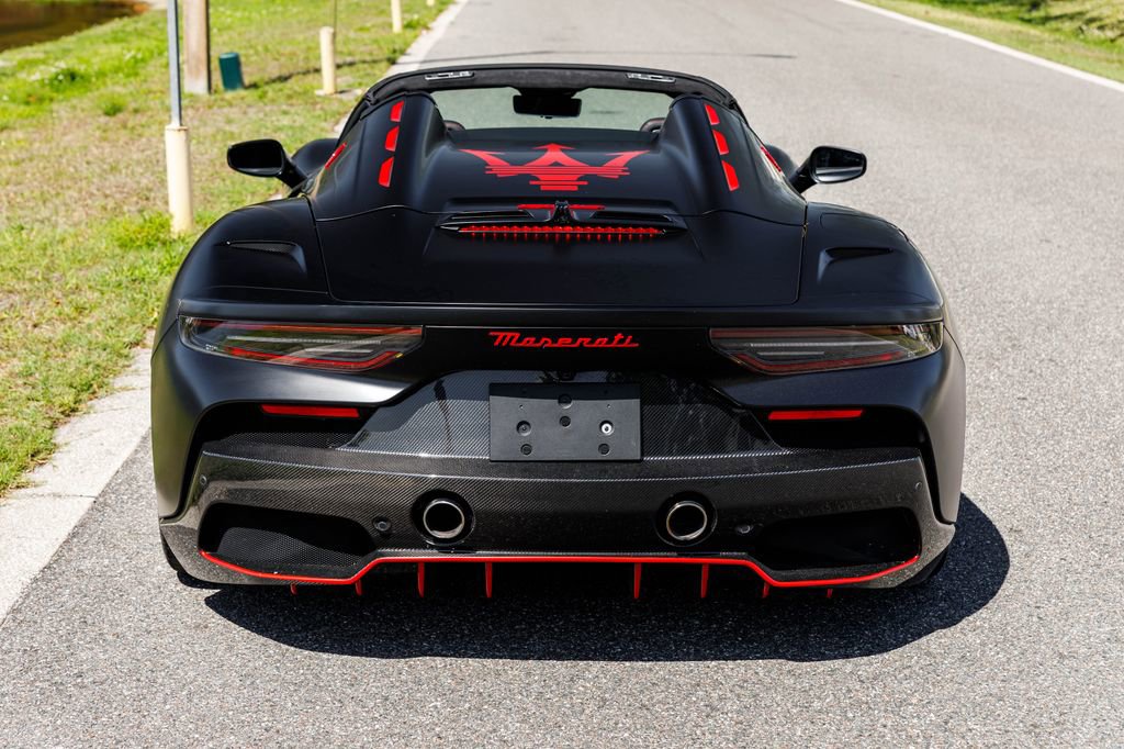 Used 2023 Maserati MC20 Spyder image 4