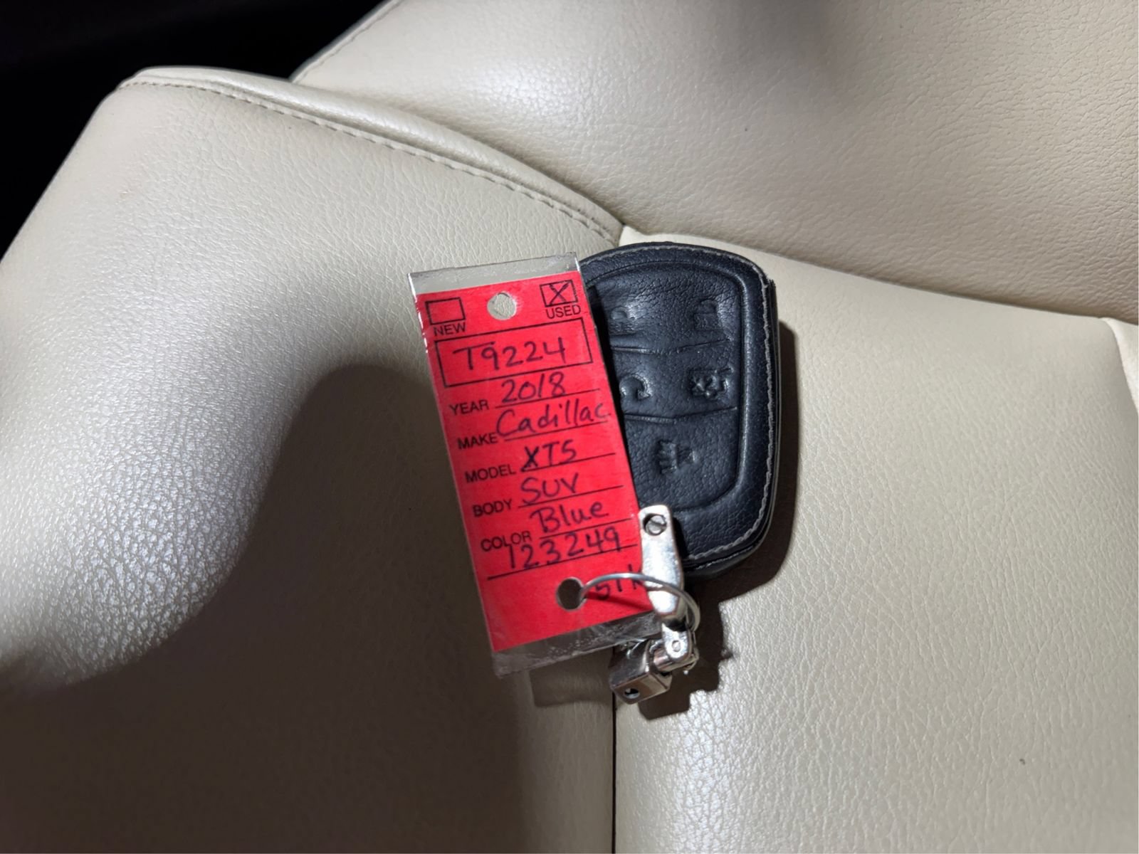 Used 2018 Cadillac XT5 AWD image 29