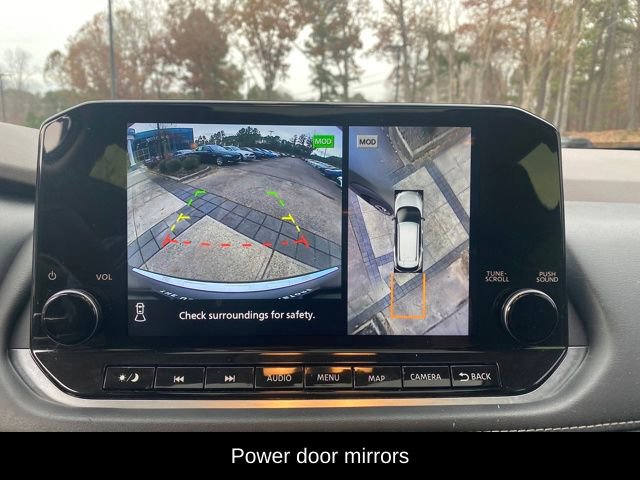 Used 2023 Nissan Rogue Platinum w/ Platinum Premium Package image 13