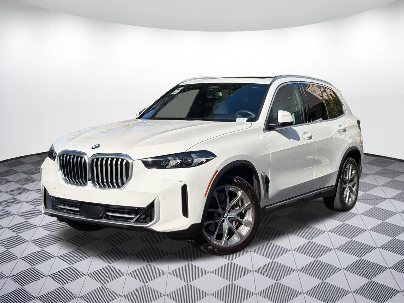 Used 2024 BMW X5 sDrive40i w/ Parking Assistance Package