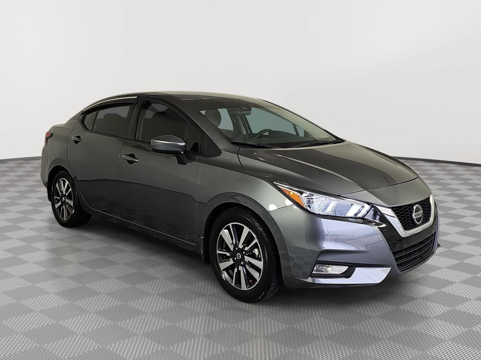 Used 2022 Nissan Versa SV w/ Trunk Package FWD image 2