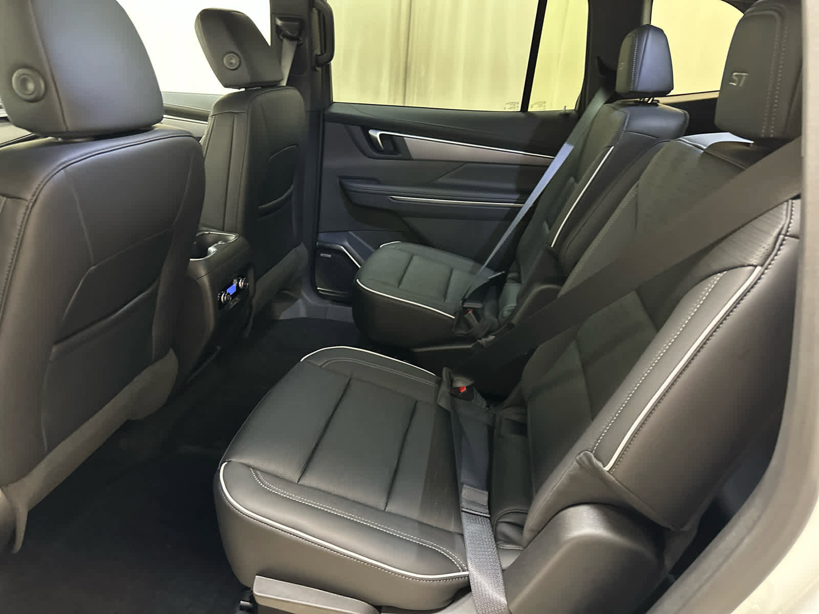 New 2026 Buick Enclave Sport Touring w/ LPO, Floor Liner Package image 12