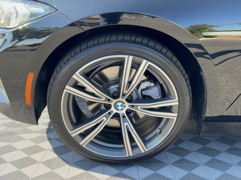 Used 2023 BMW 330i Sedan w/ Convenience Package RWD image 13