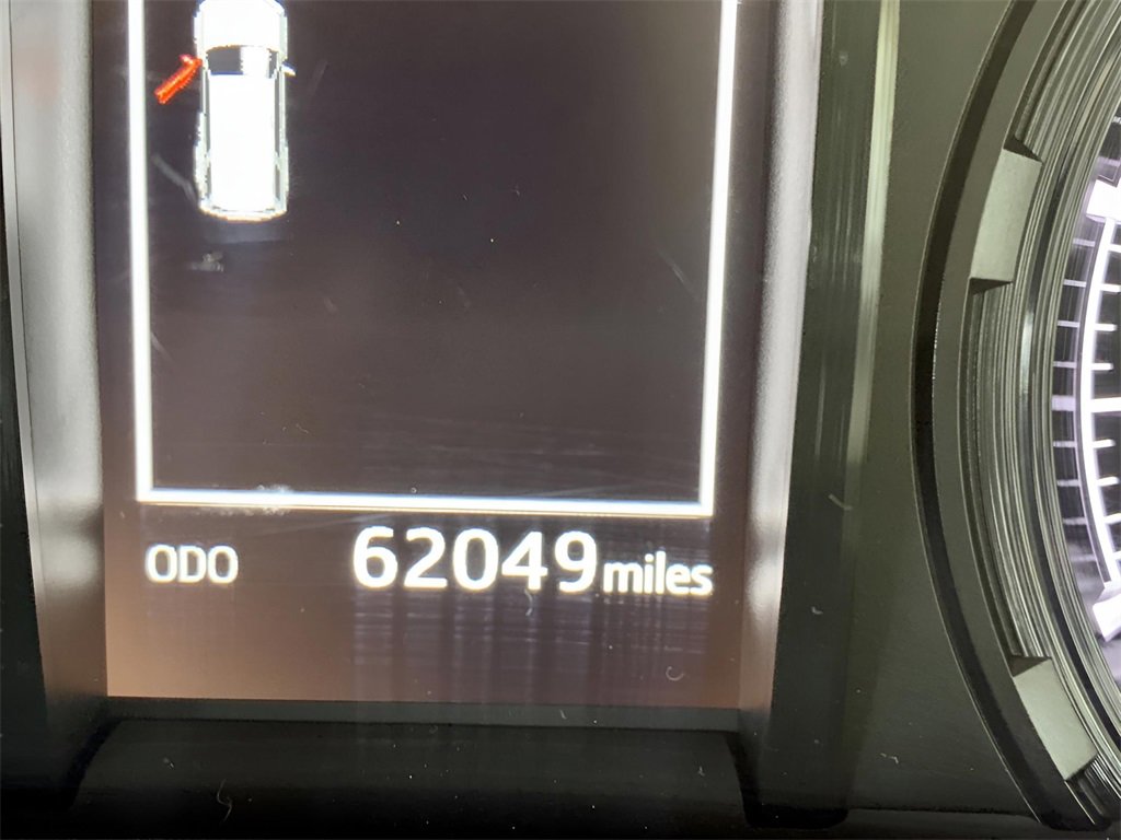 Used 2022 Toyota 4Runner SR5 Premium image 33