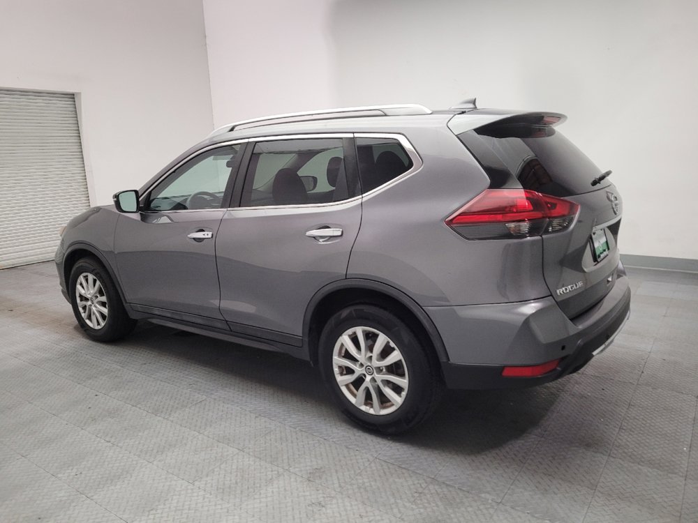 Used 2019 Nissan Rogue SV FWD image 3