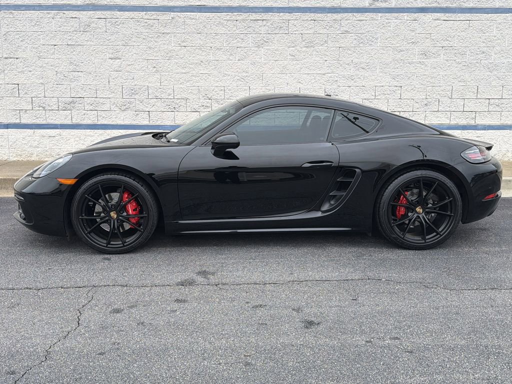 Used 2018 Porsche 718 Cayman image 4