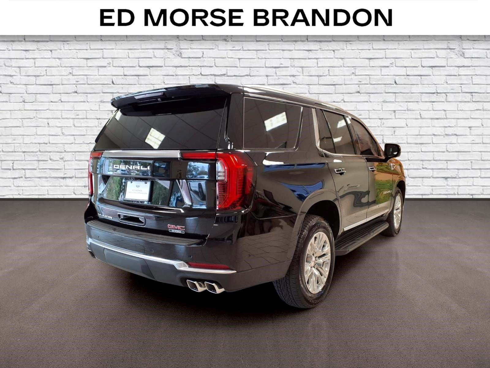 Used 2026 GMC Yukon Denali AWD/4WD image 5