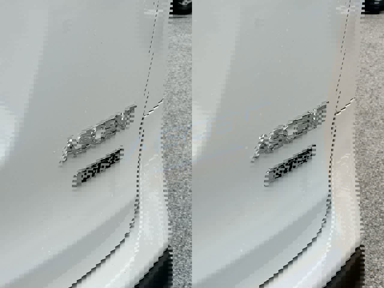 New 2025 Subaru Ascent Limited image 10