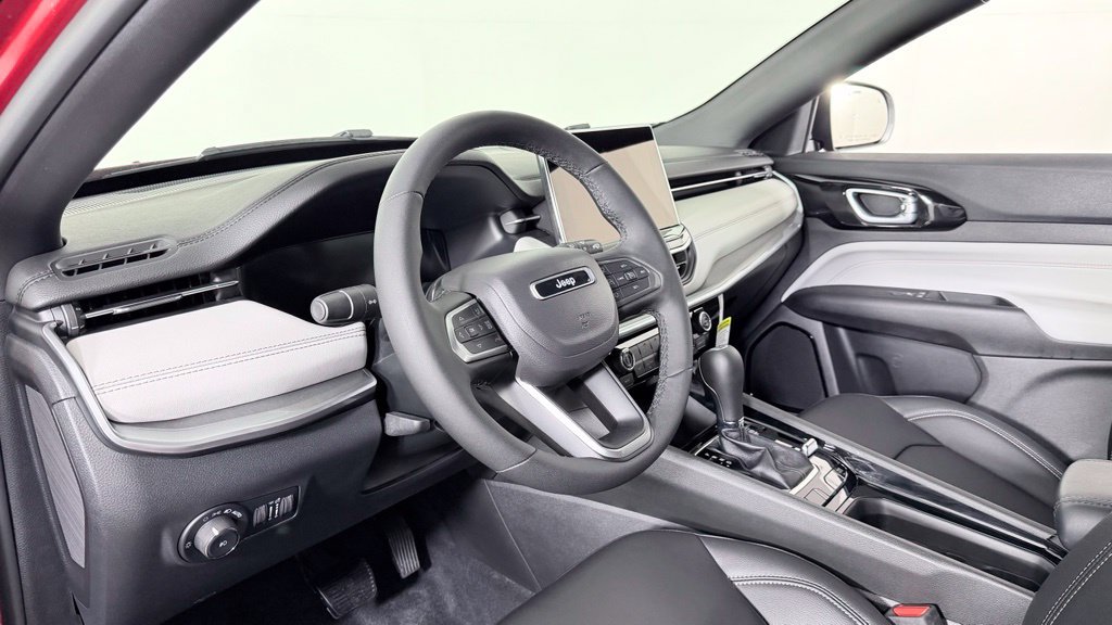 New 2026 Jeep Compass Limited AWD/4WD image 15