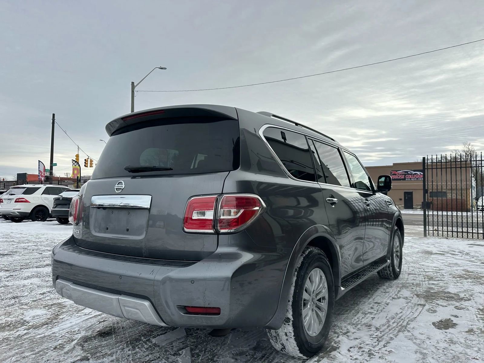 Used 2017 Nissan Armada SV w/ Driver Package image 4