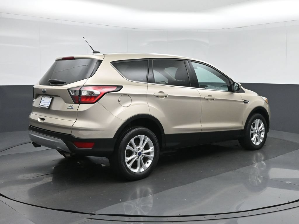 Used 2017 Ford Escape SE AWD/4WD image 7