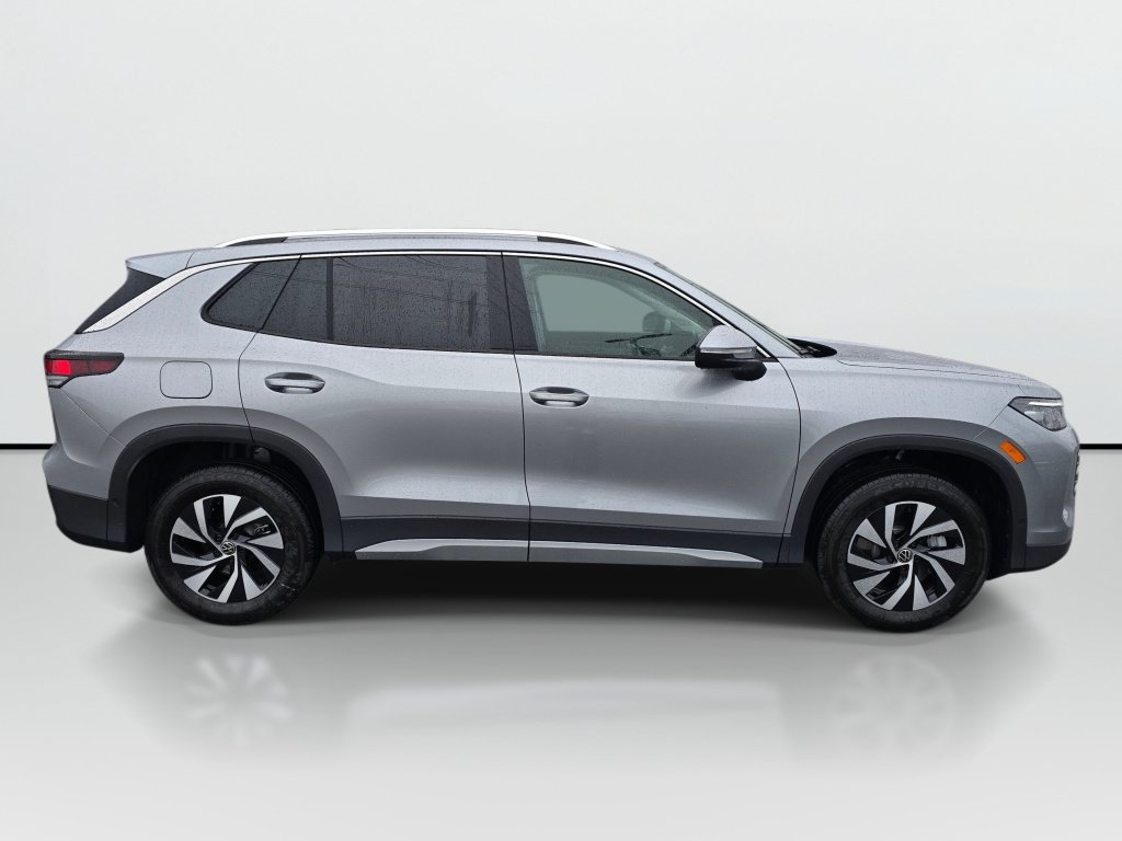 New 2026 Volkswagen Tiguan S AWD/4WD image 3