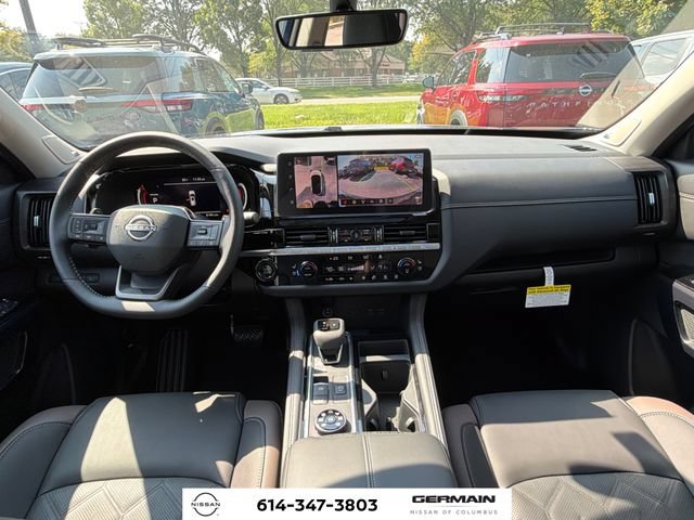 New 2026 Nissan Pathfinder Platinum AWD/4WD image 15