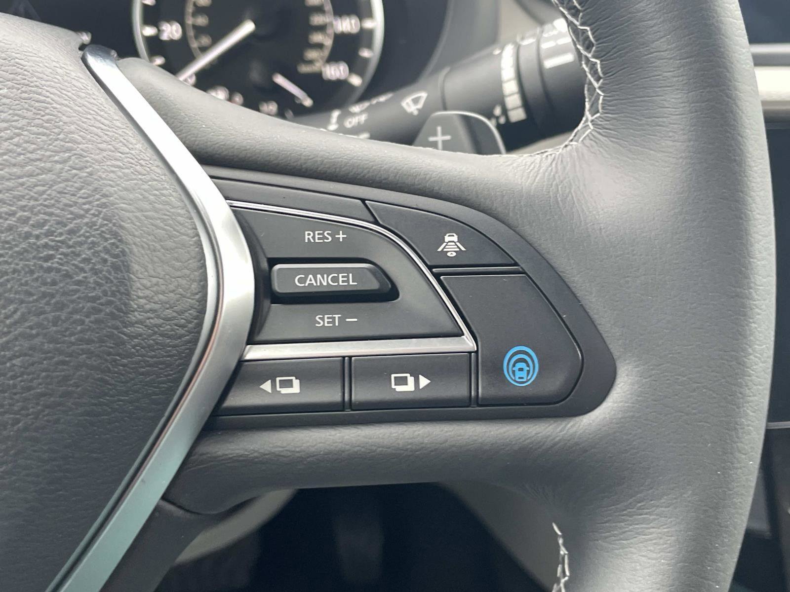 Certified 2025 INFINITI QX50 Luxe AWD/4WD image 26