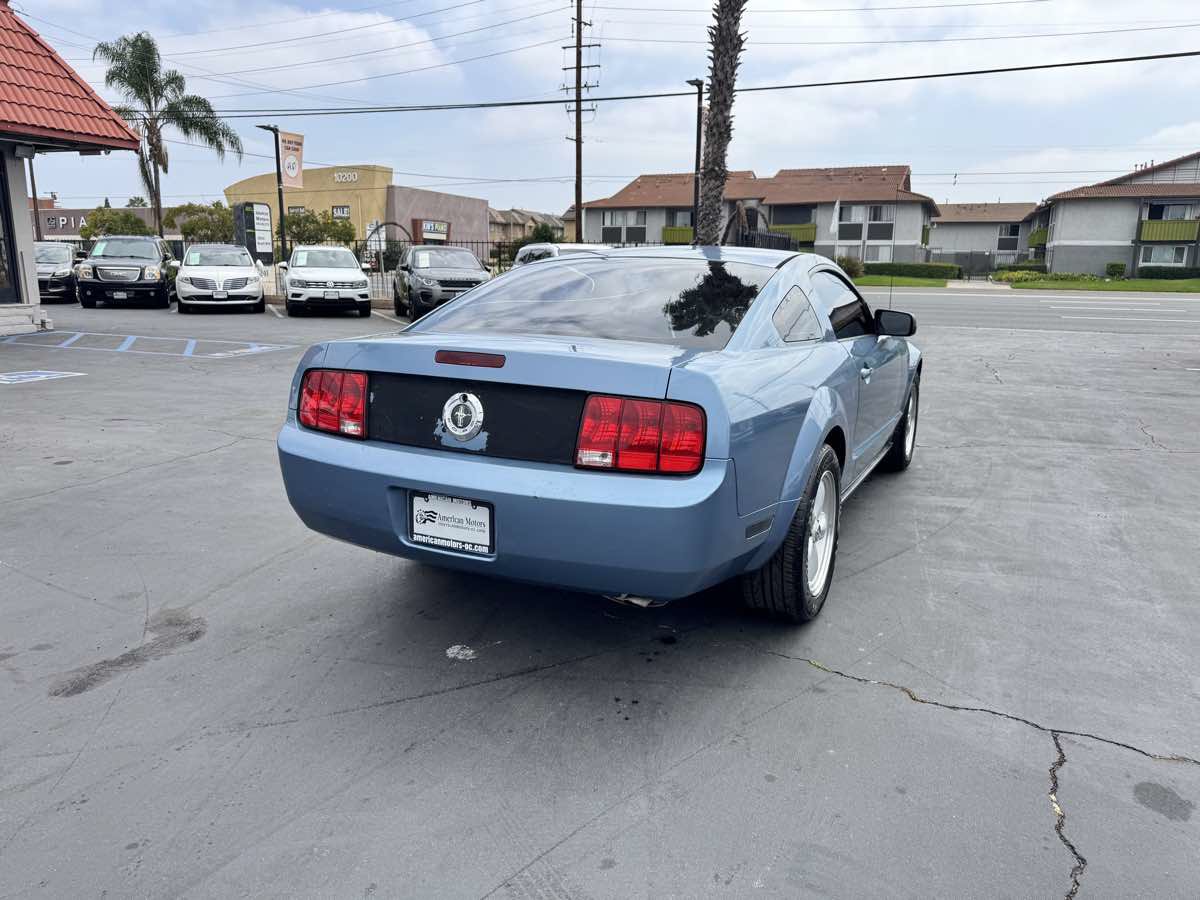 Used 2006 Ford Mustang Coupe RWD image 5