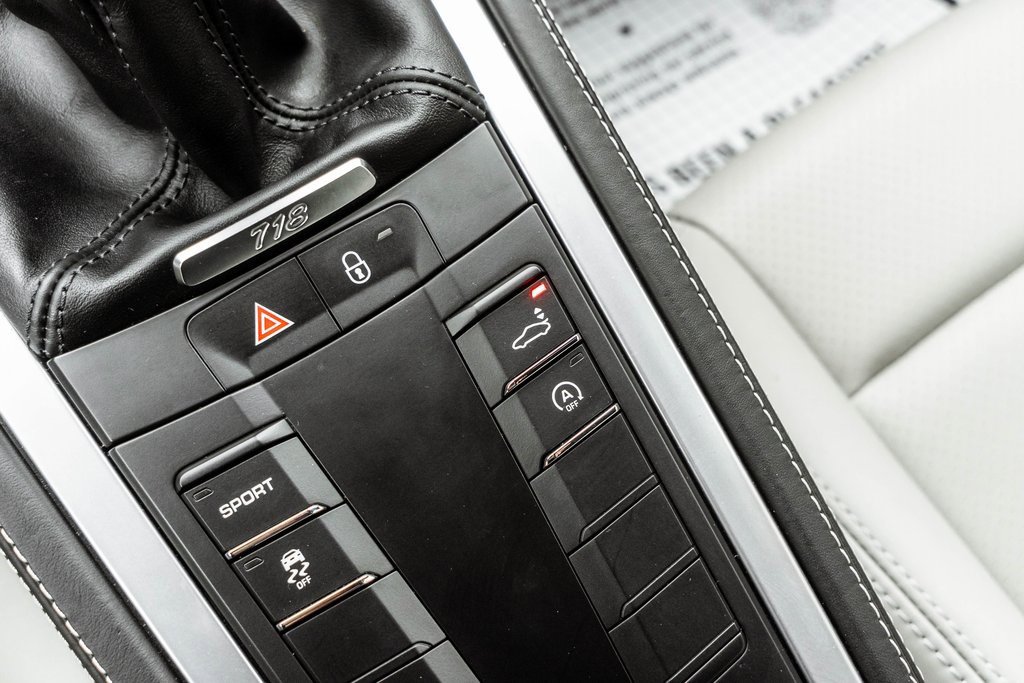 Used 2017 Porsche 718 Cayman image 20