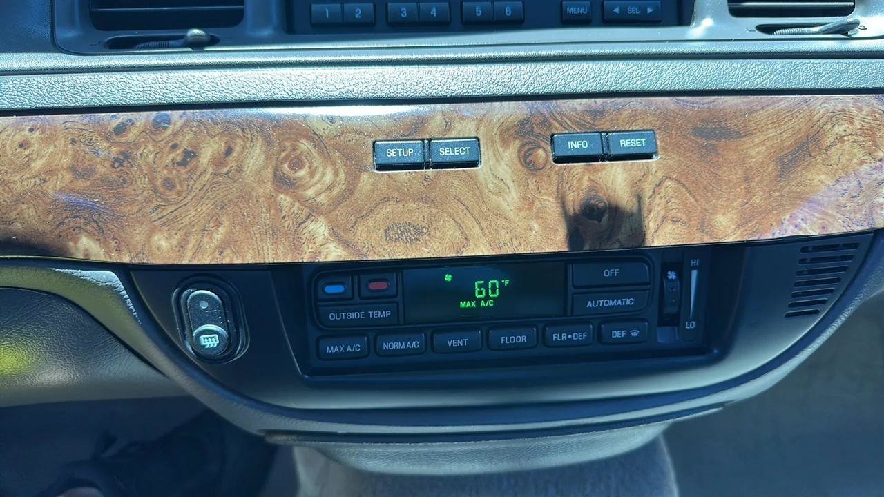 Used 2011 Mercury Grand Marquis LS RWD image 52