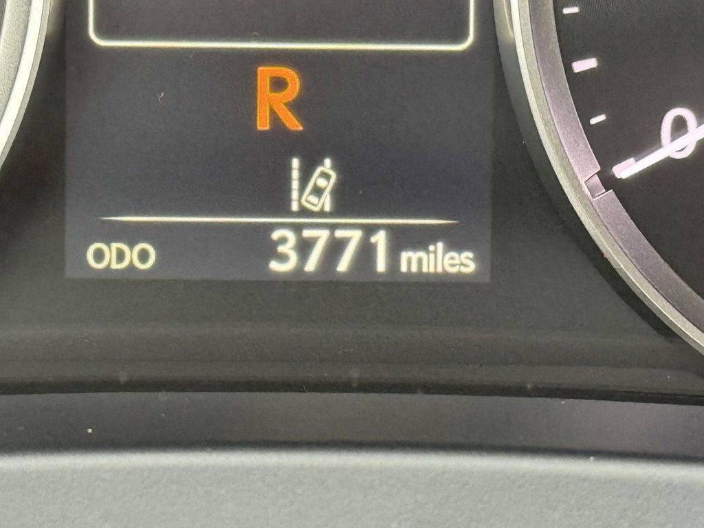 Used 2025 Lexus IS 350 F Sport image 30