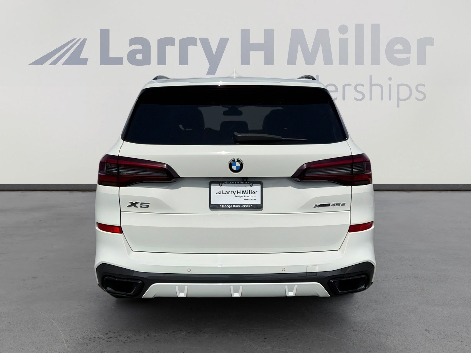 Used 2021 BMW X5 xDrive45e w/ M Sport Package image 6