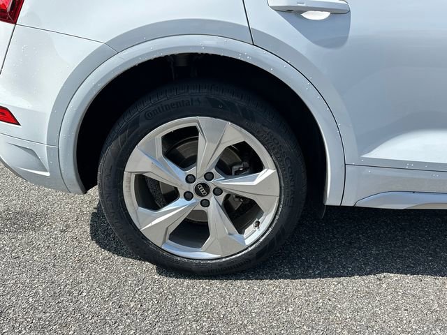 Used 2022 Audi Q5 2.0T Premium Plus AWD/4WD image 17