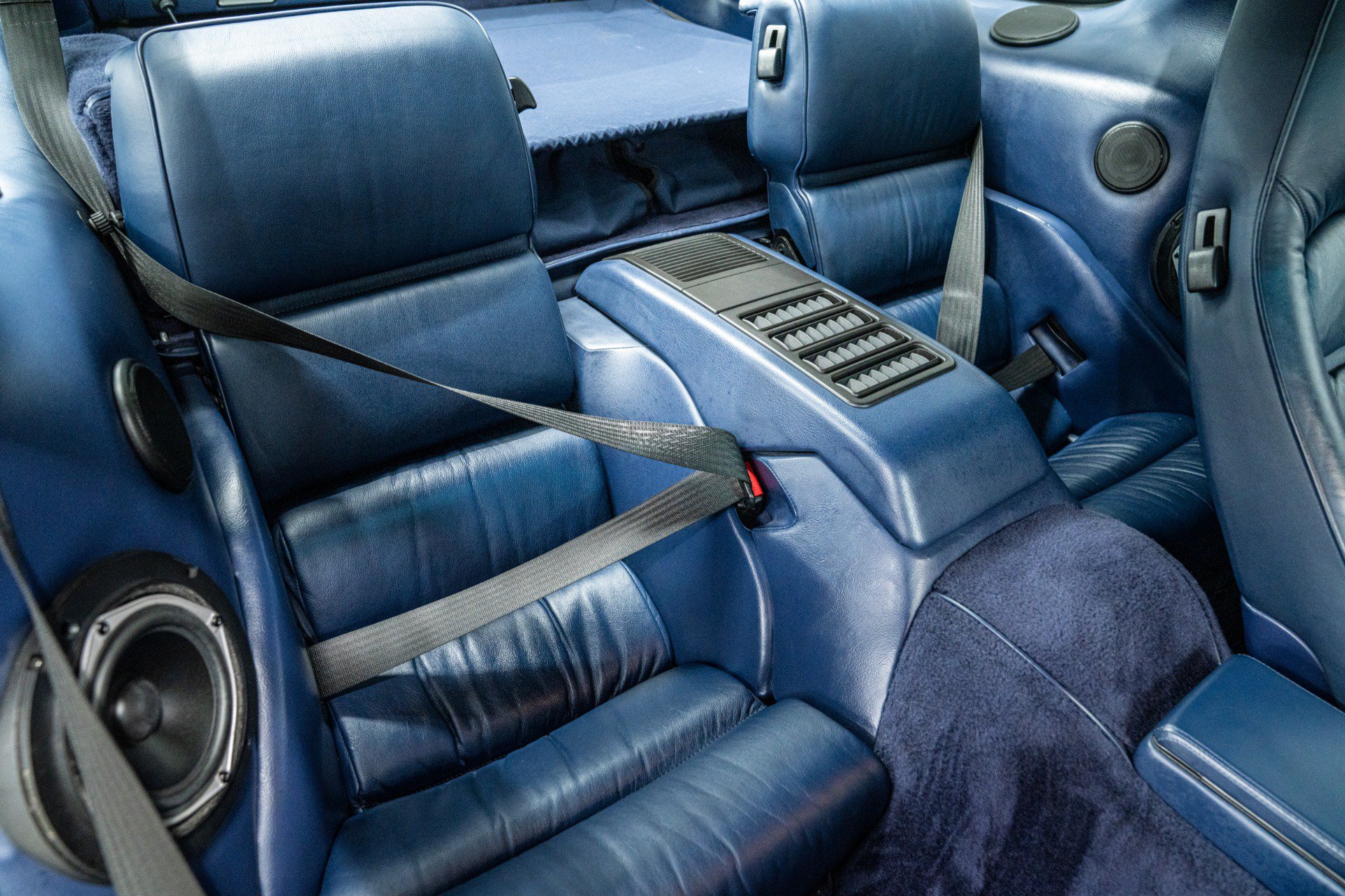 Used 1994 Porsche 928 GTS RWD image 14