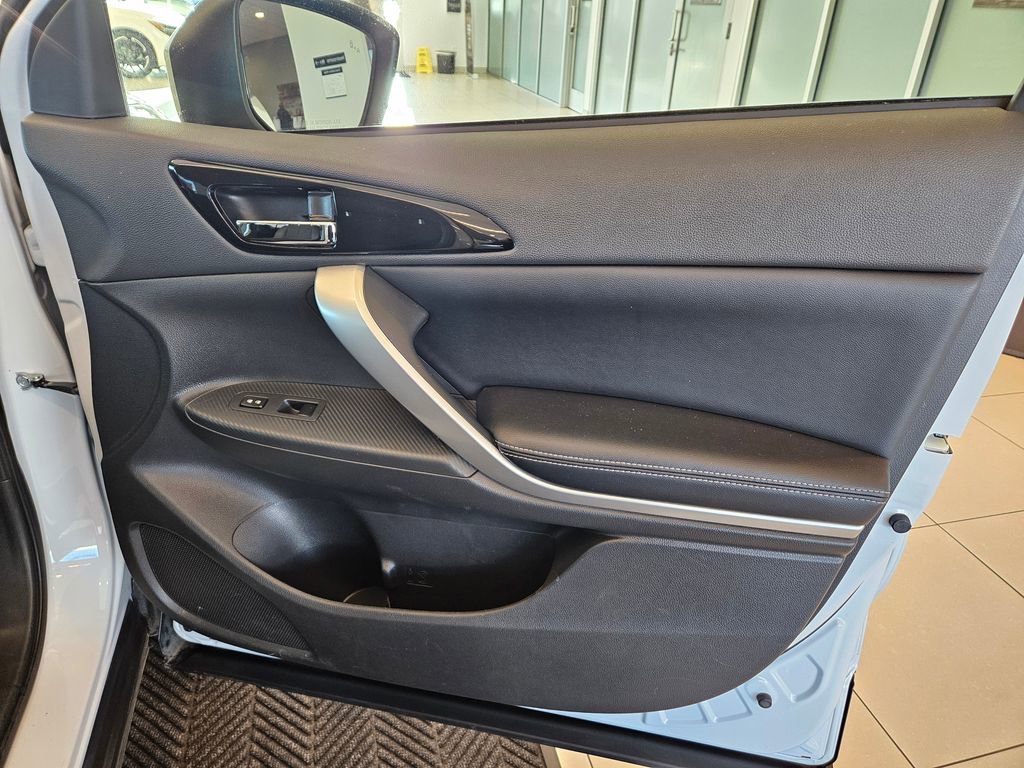 Used 2024 Mitsubishi Eclipse Cross SE image 23