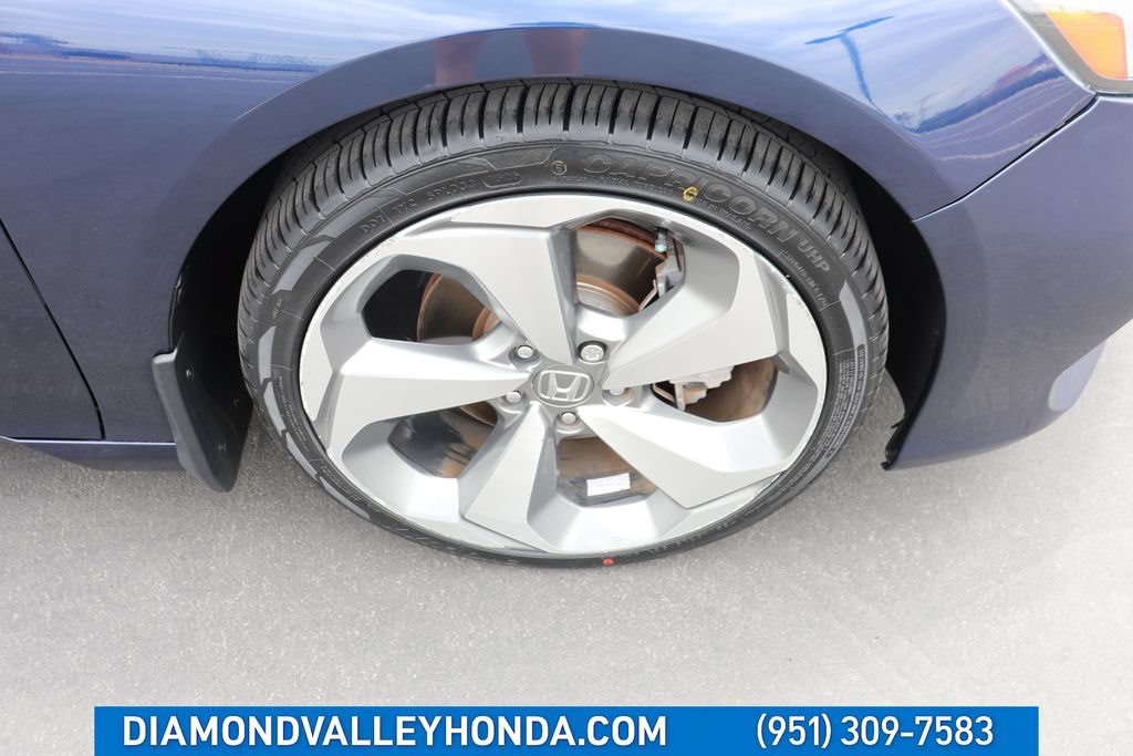 Used 2018 Honda Accord Touring image 29