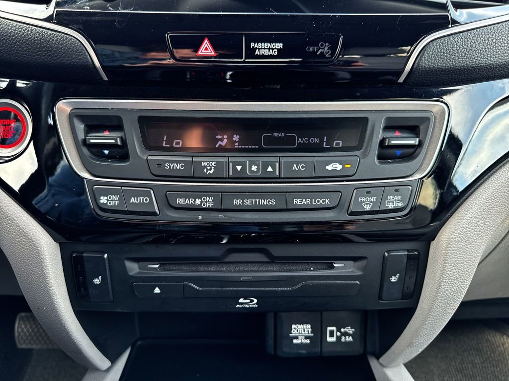 Used 2021 Honda Pilot Touring image 19