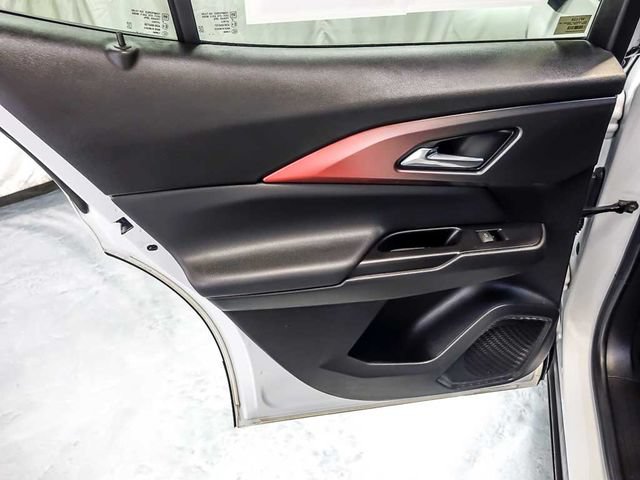 Used 2024 Chevrolet Equinox EV RS FWD image 27