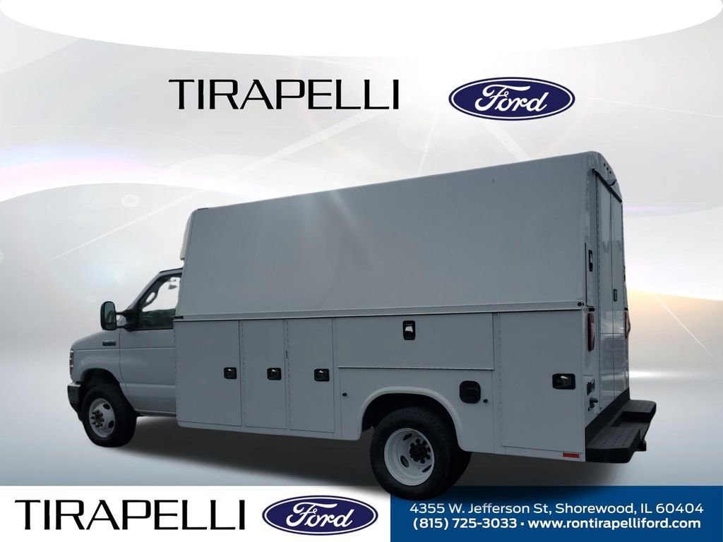 New 2026 Ford E-450 and Econoline 450 Super Duty w/ Power Equipment Group image 2