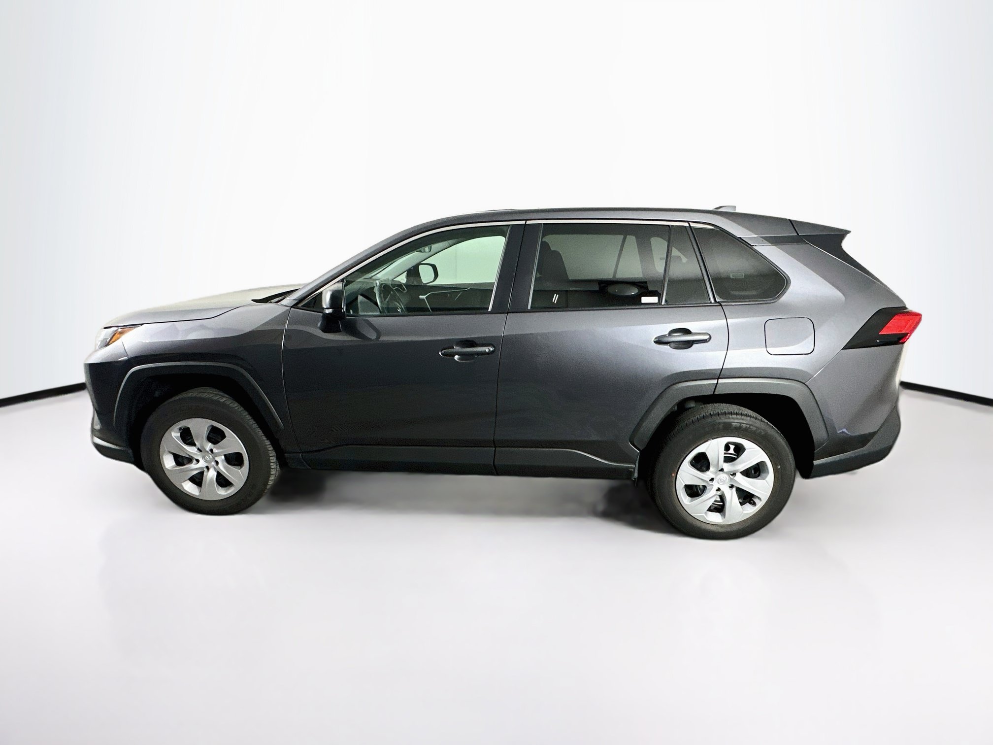 Used 2025 Toyota RAV4 LE FWD image 4