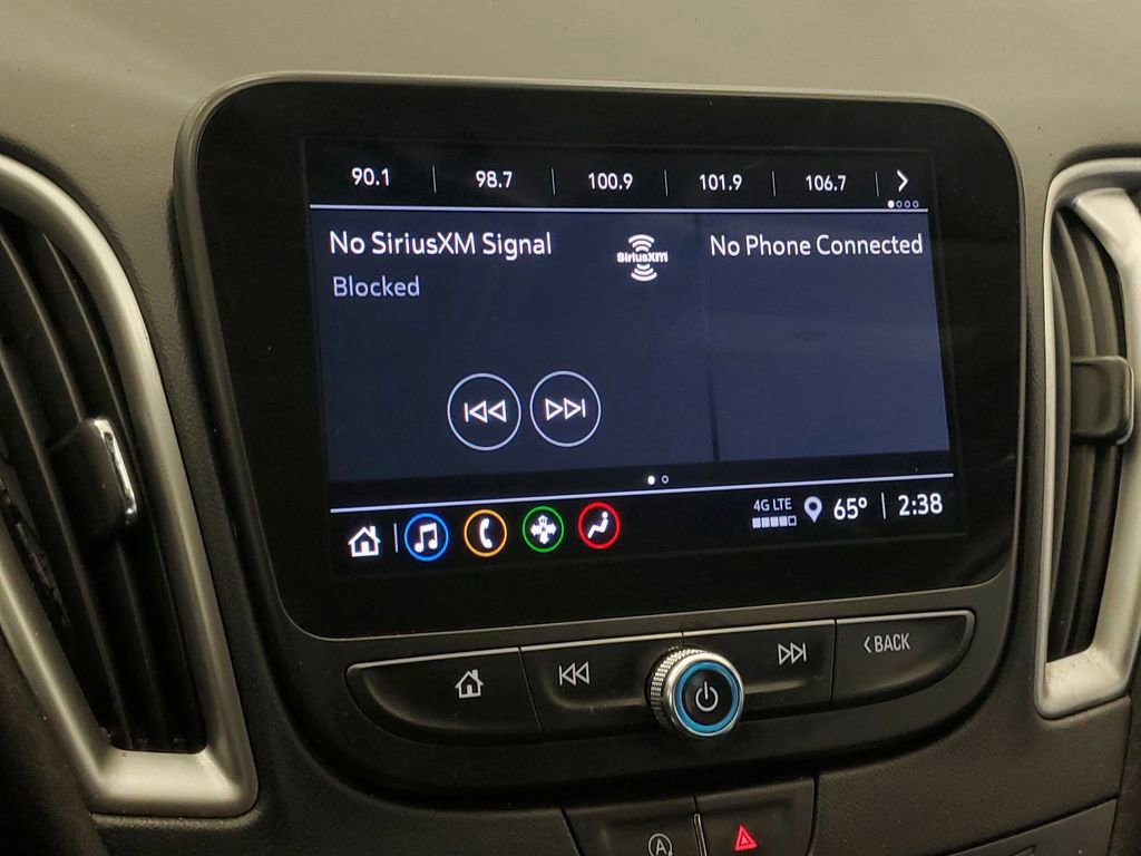 Used 2023 Chevrolet Malibu LT FWD image 19