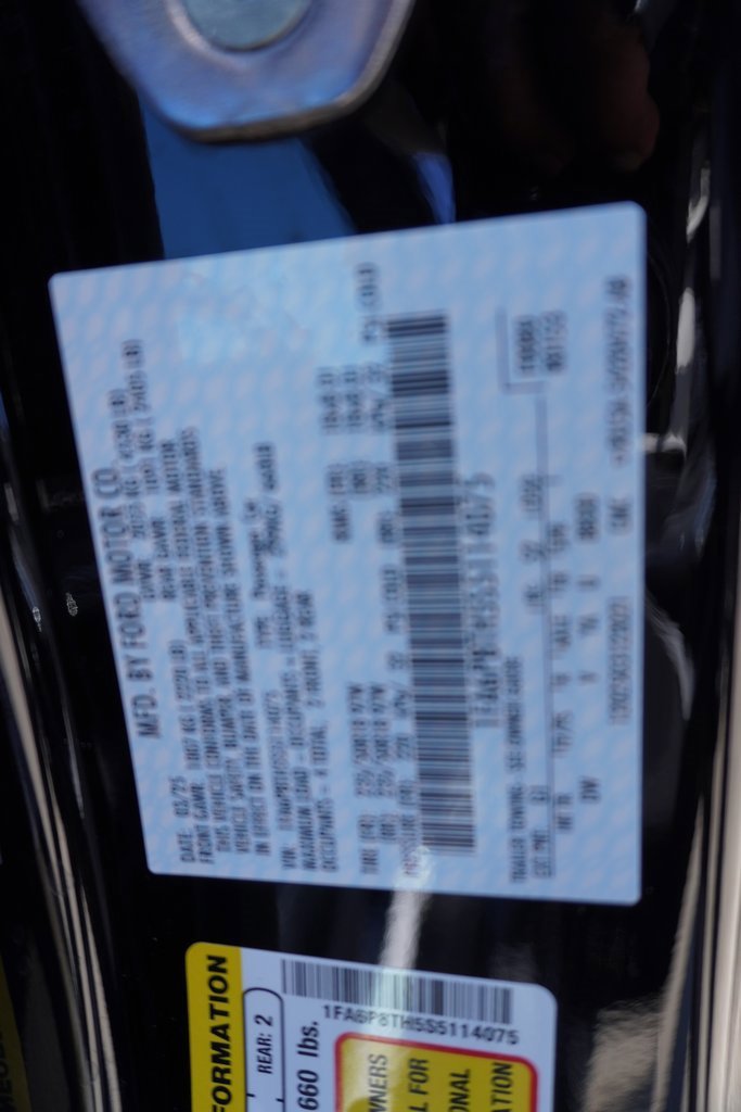 Certified 2025 Ford Mustang Coupe image 28